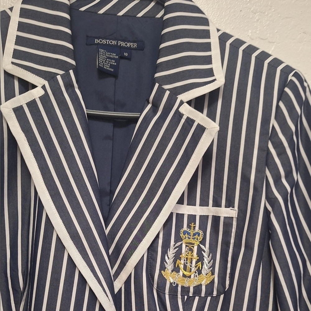 Boston Proper Navy striped two Gold buttons 3 pockets Women's Blazer Size 10 - Picture 10 of 11